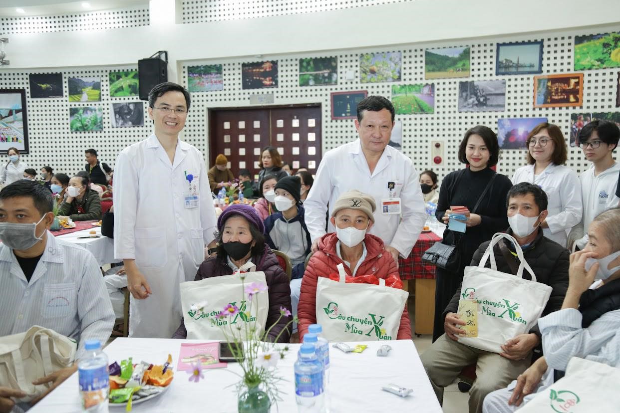 Những câu chuyện truyền cảm hứng của 'chiến binh' K gạt nước mắt để ... thấy mùa xuân