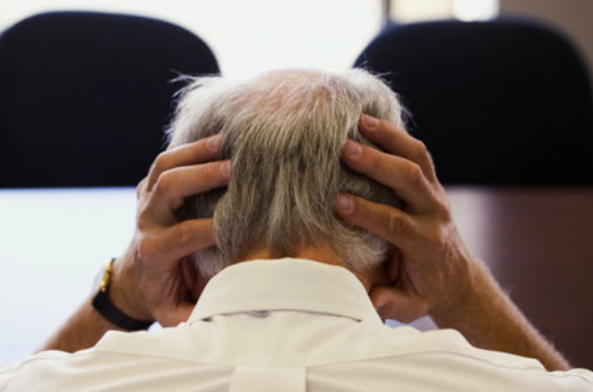 TRẦM CẢM Ở NGƯỜI CAO TUỔI